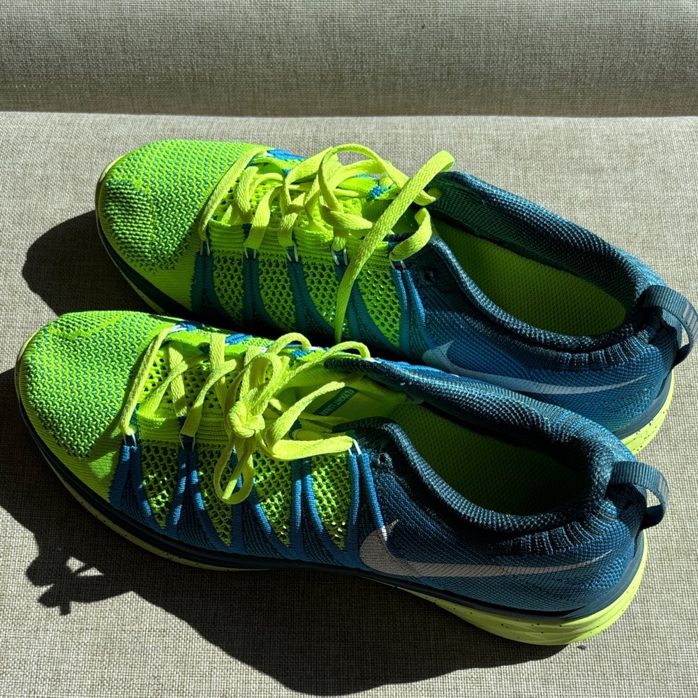 Nike Flyknit Lunar 2 Vibrant Blue and Neon Yellow Shoes - Size 9 - Picture 5 of 6